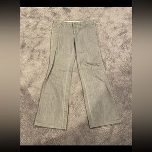 (1) Trendy Pair of Gray Armani Collezioni Designer Jeans Women’s Size 31